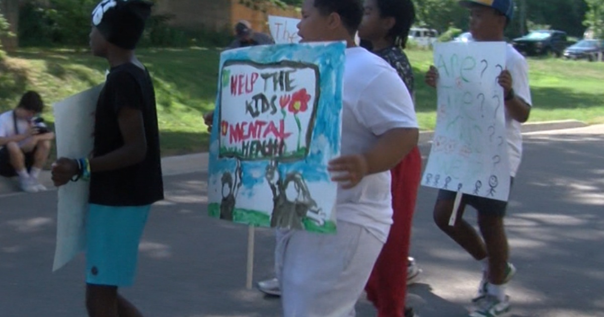 Madison students march to highlight mental health | News