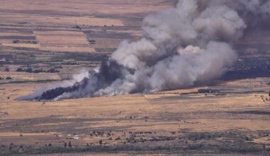 BREAKING: Entire town of White Swan under Level 3 (GO NOW!) evacuations due to White Swan Fire | News