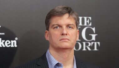 Michael Burry Says a Threat to the AI Boom Is Lurking in Private Credit