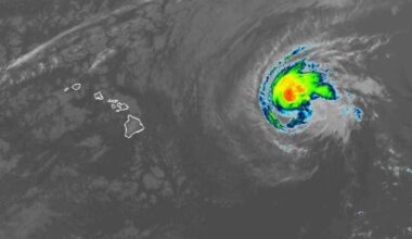 TRACKING FAUSTO | Hurricane Fausto passes north of Hawaii while category 5 Genevieve strengthens far to the east | Local