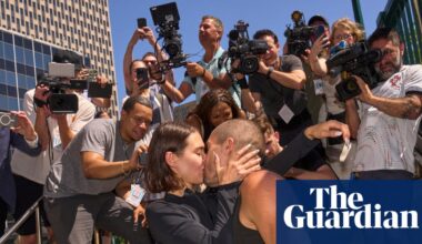 Couple who staged apparent proposal atop Empire State Building faces slew of charges | New York