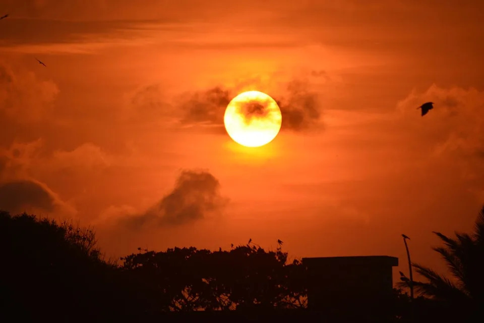 <a href="https://www.pexels.com/photo/dramatic-sunset-over-silhouetted-landscape-33940418/" rel="nofollow noopener" target="_blank" data-ylk="slk:(Photo by Sanjeev Khatarkar via Pexels);elm:context_link;itc:0;sec:content-canvas" data-yga="{"yLinkElement":"context_link","yModuleName":"content-canvas","yLinkText":"(Photo by Sanjeev Khatarkar via Pexels)"}" class="link ">(Photo by Sanjeev Khatarkar via Pexels)</a>