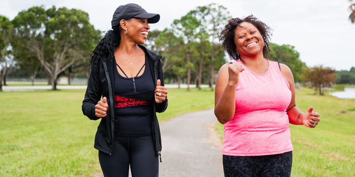 Scientists Reveal the Number of Steps That Helps You Live Longer