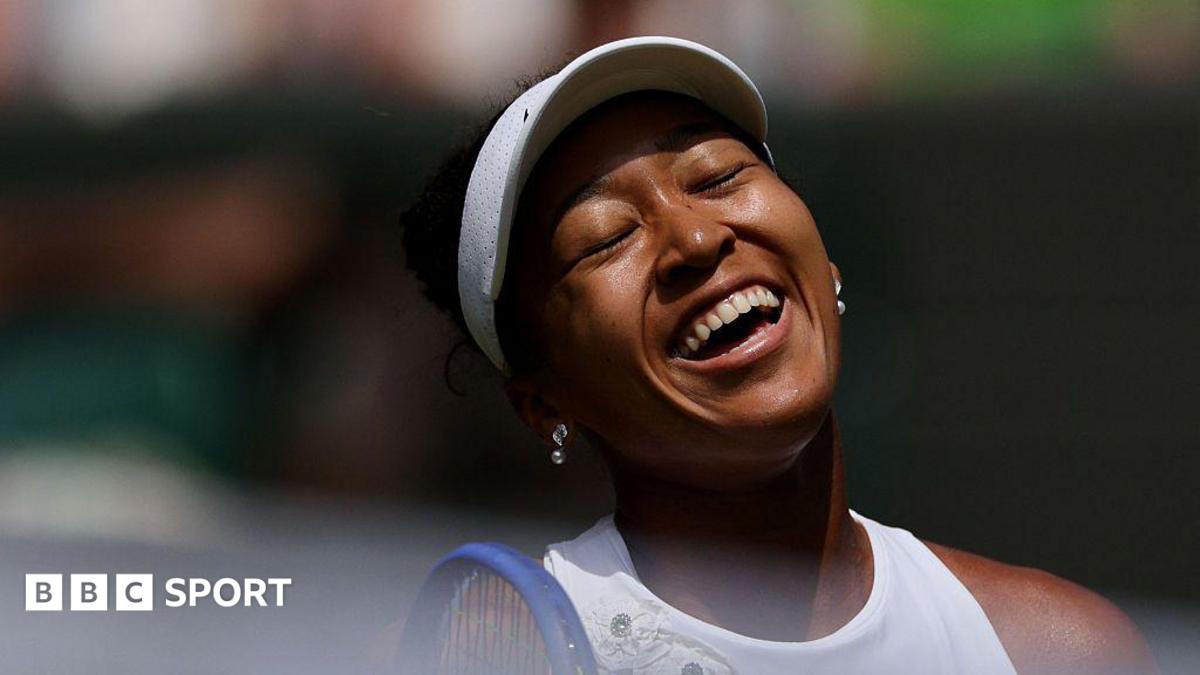 Naomi Osaka smiles after her victory over Daria Kasatkina