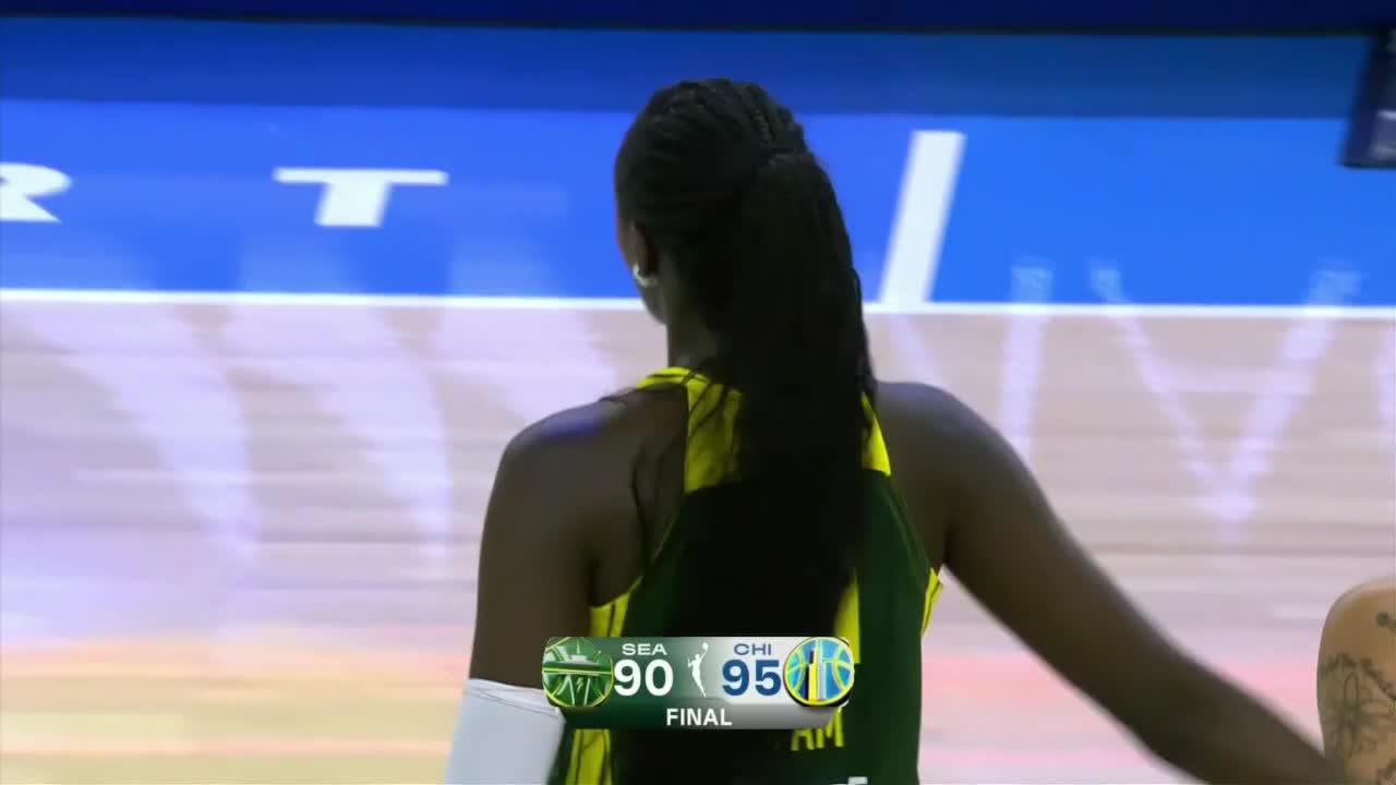 Azura Stevens scores 18 of her 20 points in the 1st half and the Sky beat the Storm 95-90