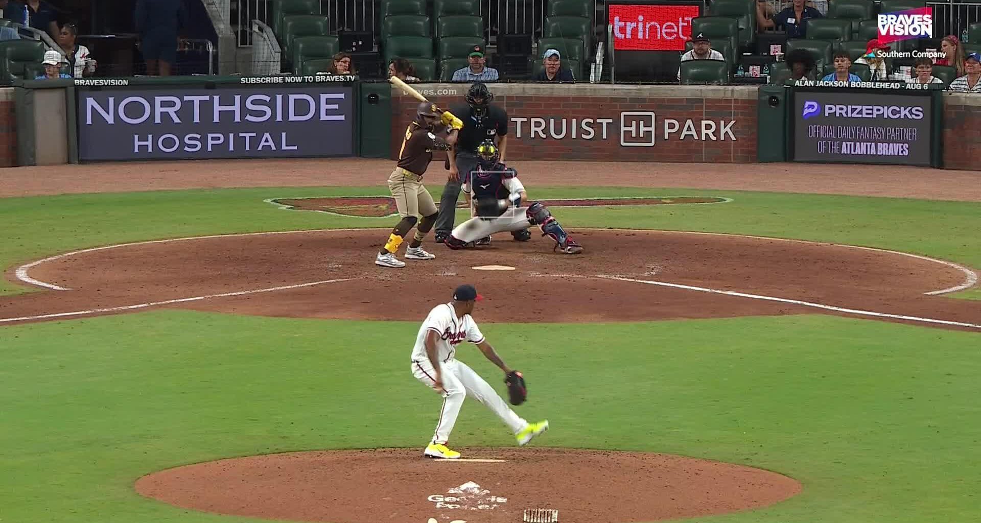 Jarvis doubles in go-ahead run in 6-run 8th inning as Braves hold on in 9th to edge Padres 7-6