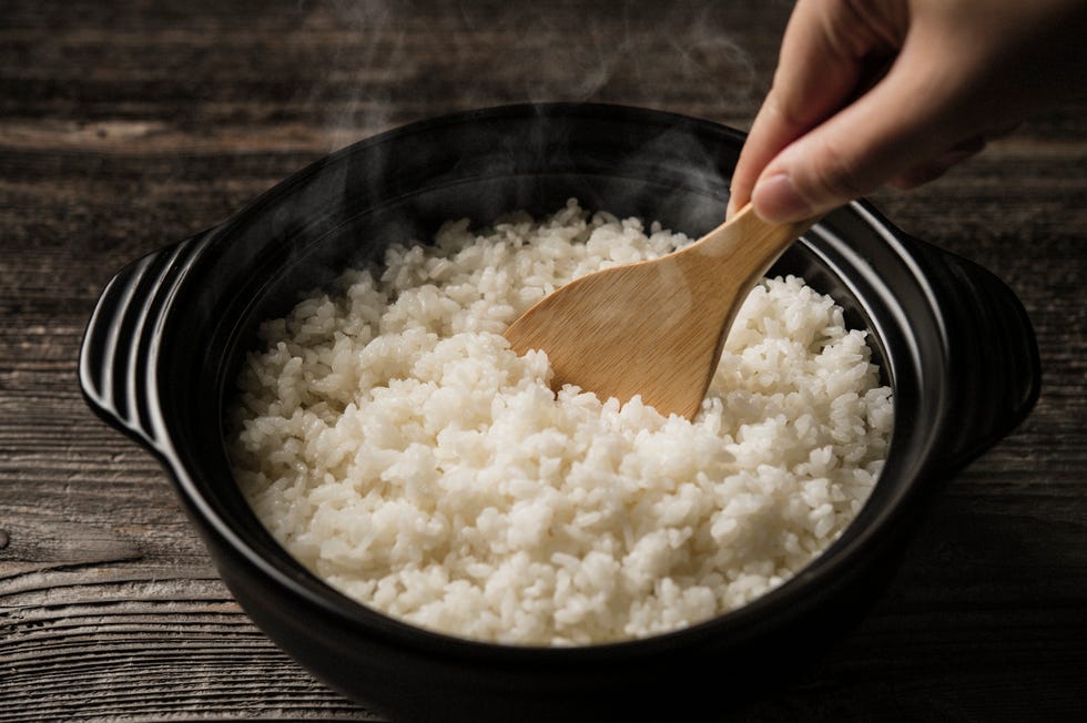 Steamed Rice Served in Earthen pot Steamed Rice Served in Earthen pot