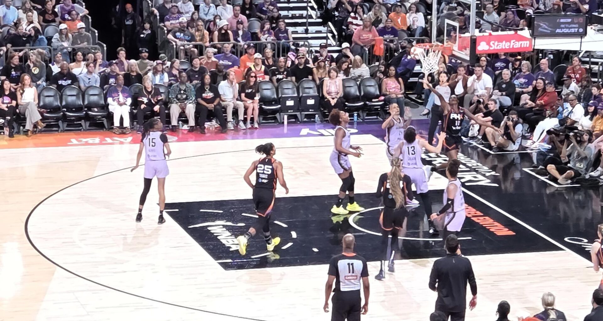 Phoenix Mercury grabs hard fought victory 91-89 over the Golden State Valkyries