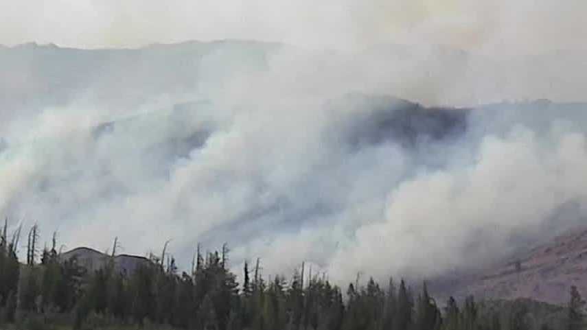 Elephant Fire: Hundreds of acres burn in Sierra, Lassen counties