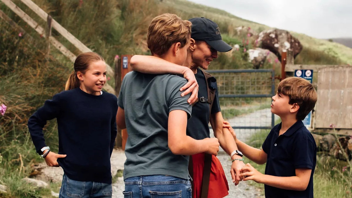 Emotional Kate Middleton supported by her 3 children in unseen family photos from toughest challenge yet