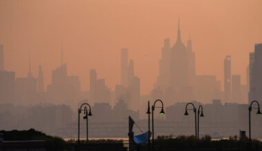 Wildfire Smoke Disrupts Concerts Across Northeastern United States