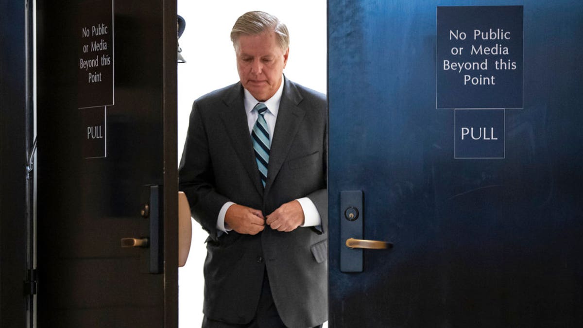 c67b8195-Lindsey Graham