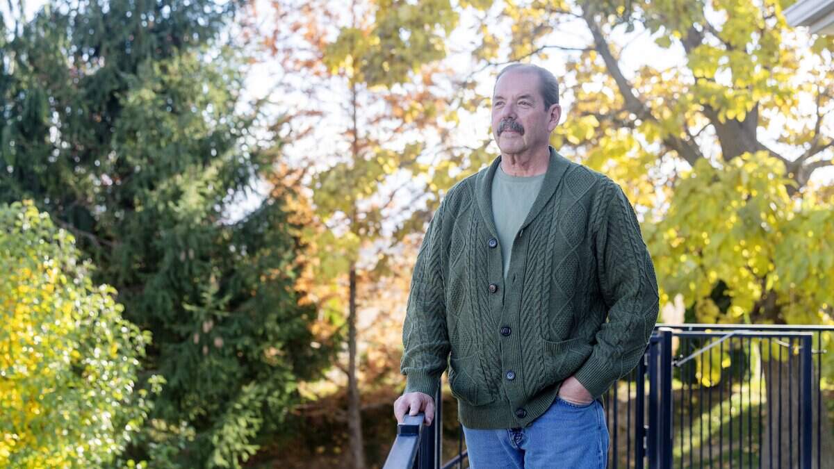 Scott Tighe, a former Saint Alphonsus patient had gallbladder surgery was performed by surgeon Mark Shapiro. Tighe experienced sepsis and complications as a result of the surgery.