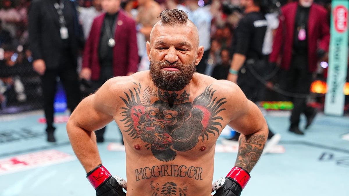 Conor McGregor prepares to face Max Holloway in the UFC fight at T-Mobile Arena.