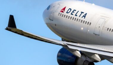 Delta plane struck by firework landing at Midway Airport – NBC Chicago