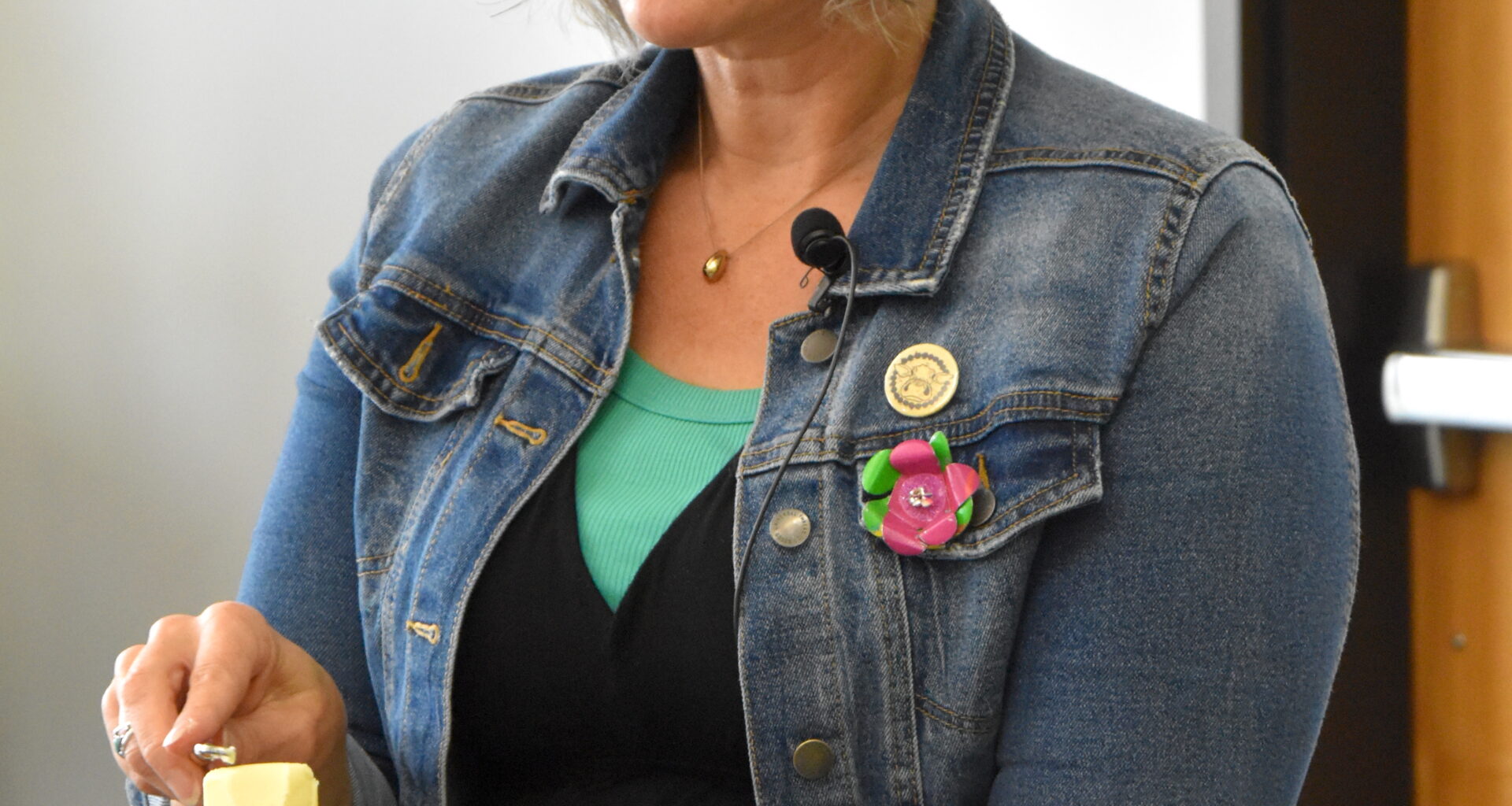 Artwork is ‘butter’ when done together at Marshalltown Public Library