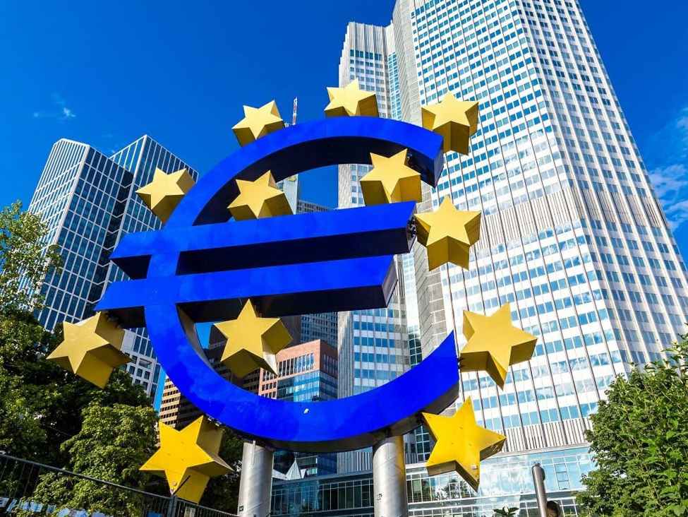 Weekend - ECB's Moulin says bank in 'good position' as oil-driven inflation eases
