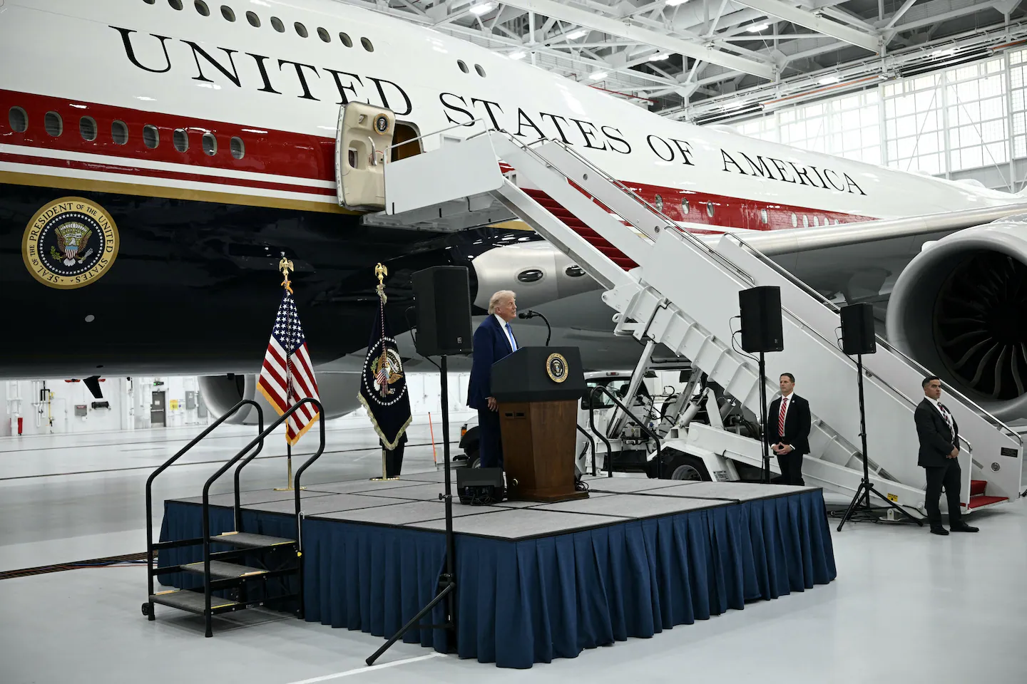 Justice Dept. subpoenas N.Y. Times journalists over reports on new Air Force One - The Washington Post