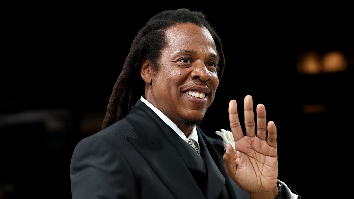 Jay-Z Addresses Delay During Final Yankee Stadium Concert