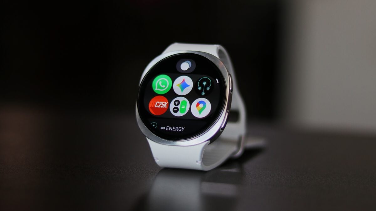 Adding work account to your Samsung Galaxy Watch is about to get easier