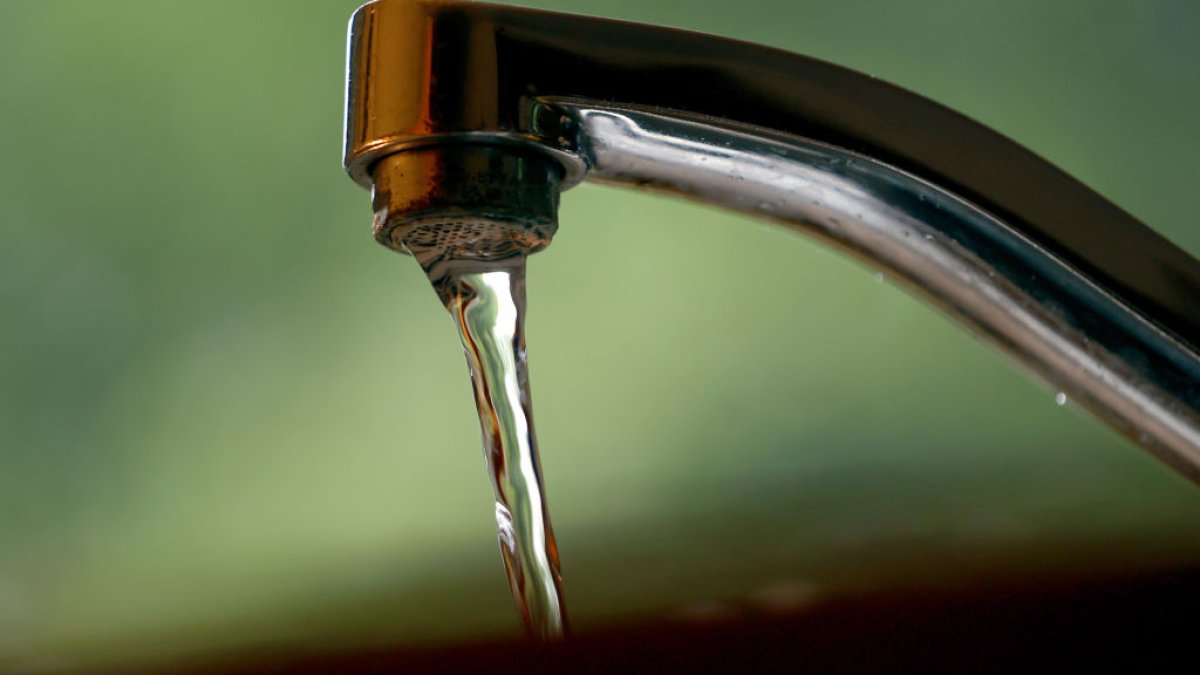 Aurora issues warning drinking water warning due to lead – NBC Chicago