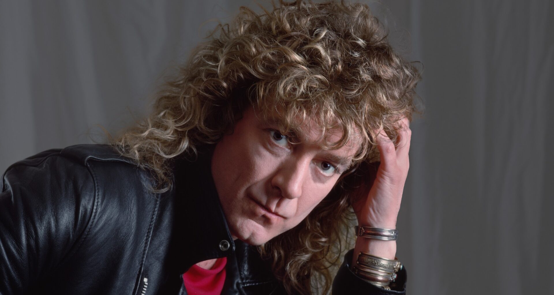 Remember When Robert Plant Sampled Himself From the Led Zeppelin Days for a Big Solo Hit in 1988?