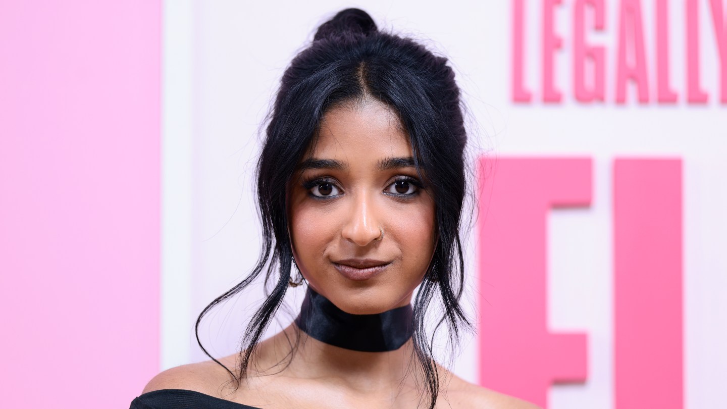 'Never Have I Ever' Maitreyi Ramakrishnan Teases 'Elle' Season 2