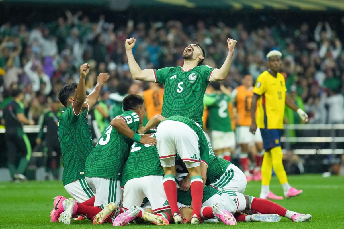 Mexico defeat Ecuador for first World Cup knockout win since 1986, how far can Azteca magic take them?