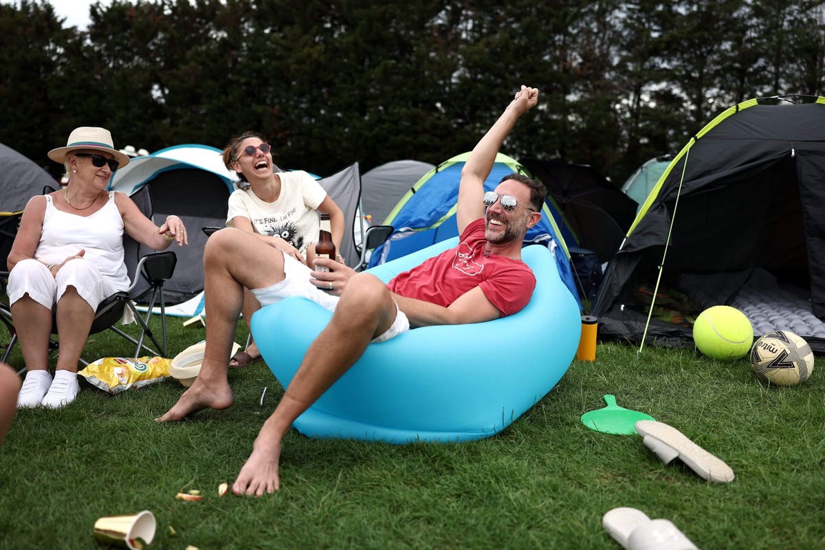The Wimbledon Queue: Where friendships are formed and sometimes even love is found