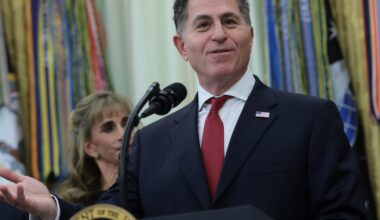 Presidents aren't supposed to pick winners, per White House ethics lawyer. Trump keeps choosing Dell