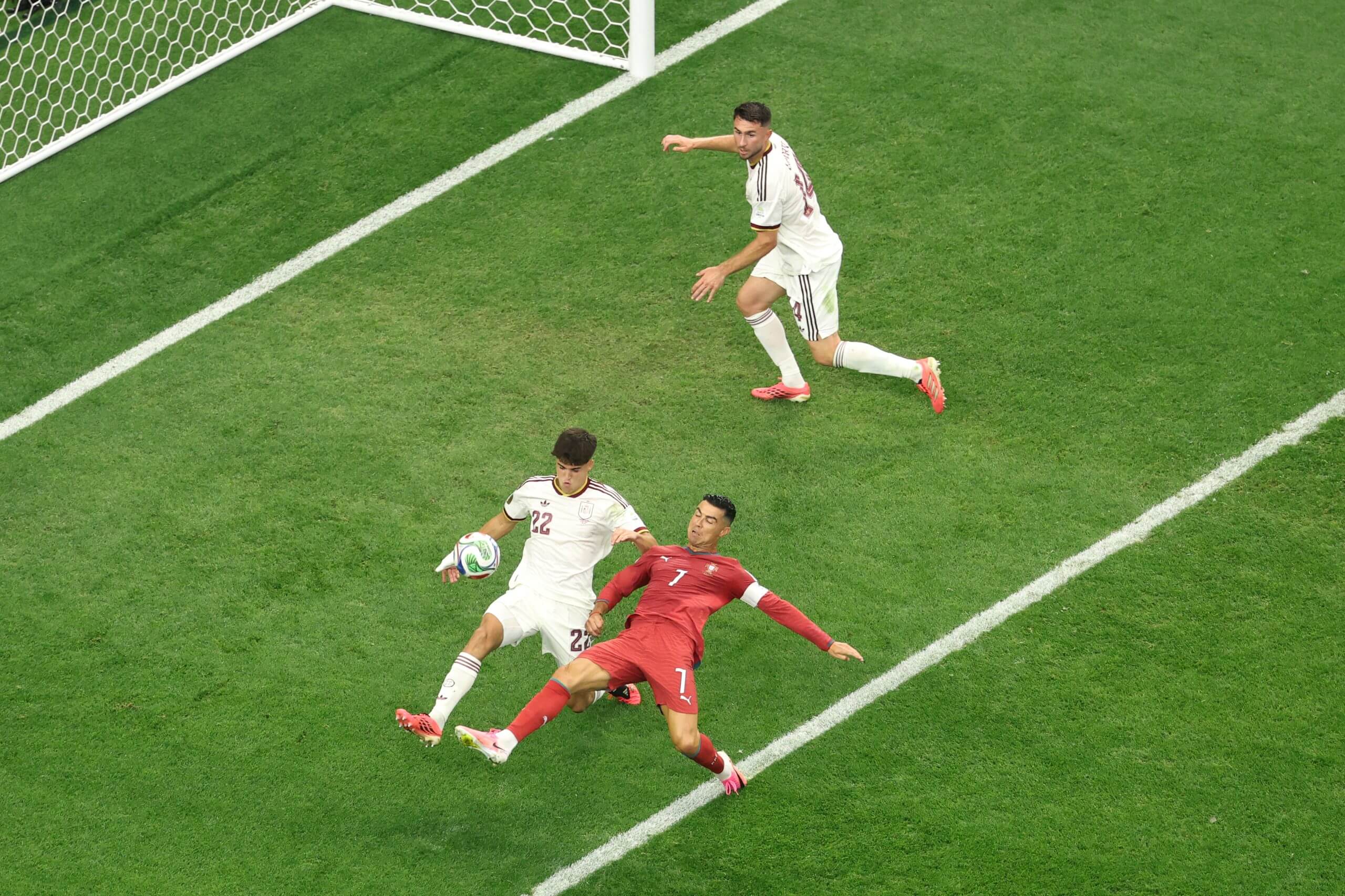 Pau Cubarsi and Aymeric Laporte shut down Cristiano Ronaldo and Portugal in the last 16