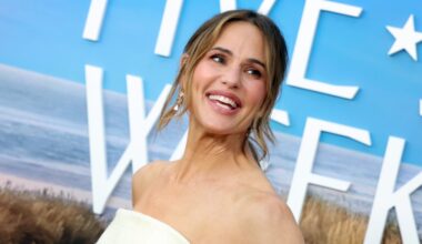 Jennifer Garner Rails Against Paparazzi Who 'Knocked Over' Kids