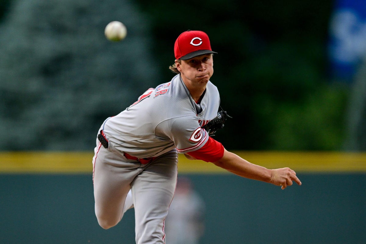 Reds open for business, but could add for the future: Sources
