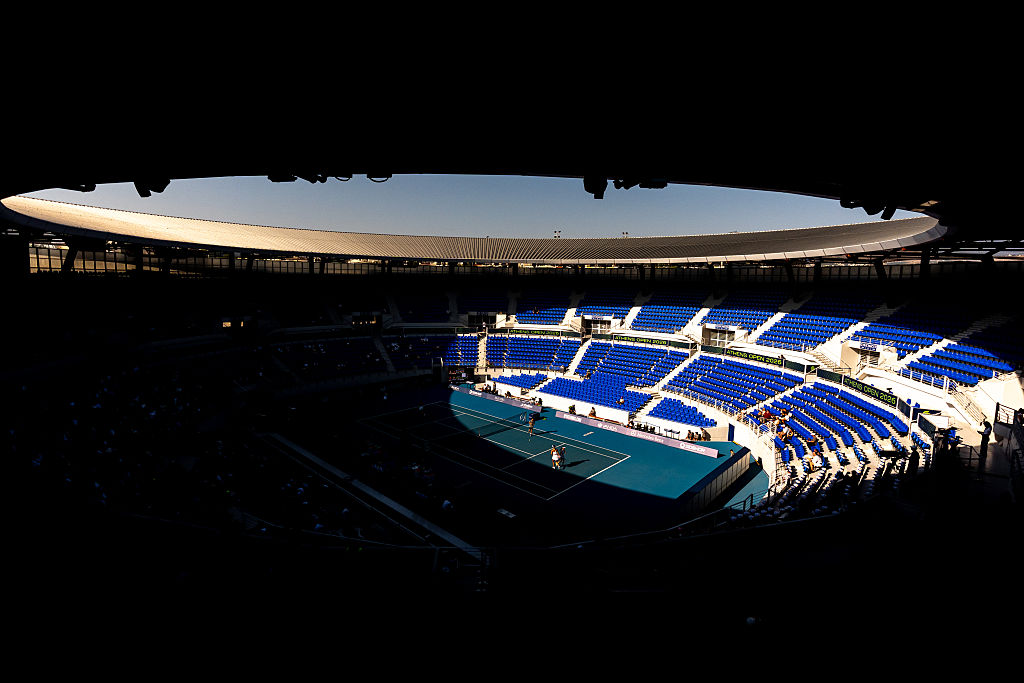 LONDON, ENGLAND - JULY 12: Jannik Sinner of Italy with his Gentlemen's Singles Trophy over the Royal Box balcony after his victory in the Gentlemen's Singles final match against Alexander Zverev of Germany on day fourteen of The Championships Wimbledon 2026 at All England Lawn Tennis and Croquet Club on July 12, 2026 in London, England. (Photo by Frey/TPN/Getty Images)