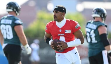 10 Eagles camp observations: Jonathan Greenard’s injury, Jalen Hurts’ new offense