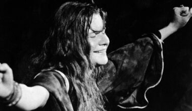 4 Rock Songs That Defined the Classic Sound of the Early 1970s