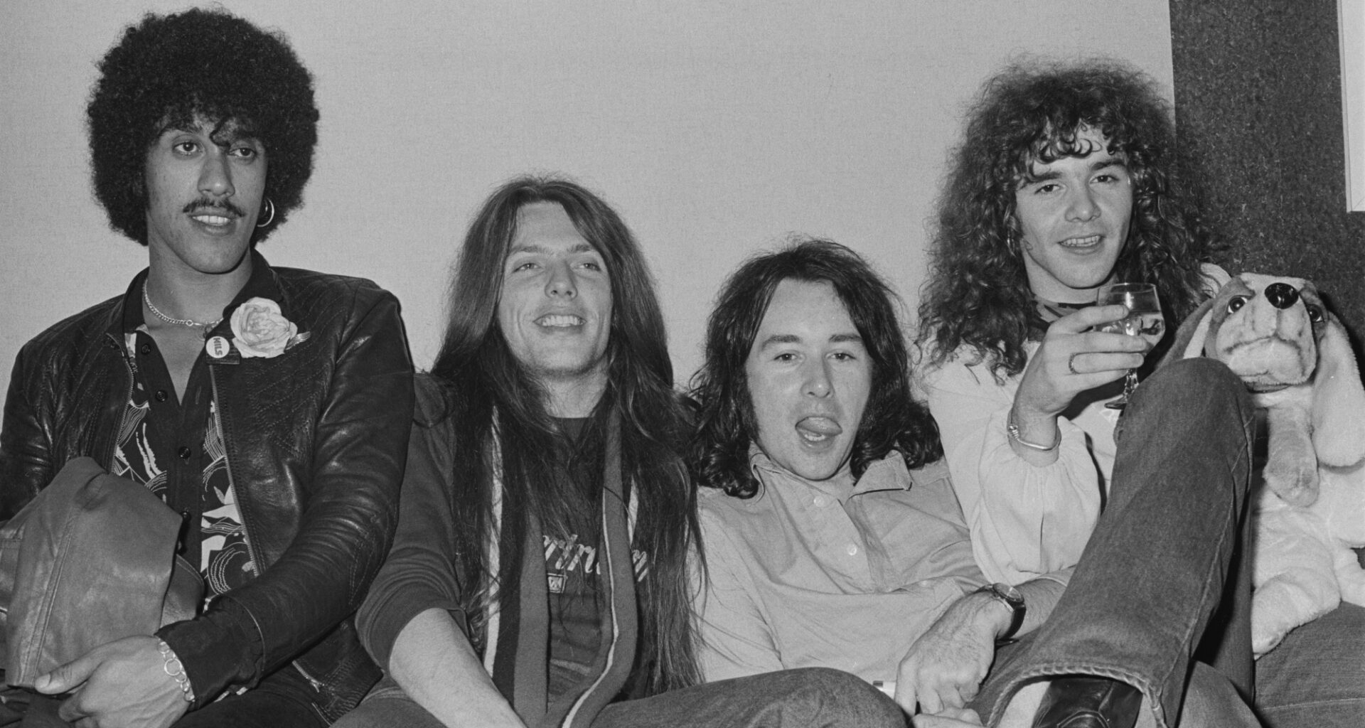 4 Classic Rock Deep Cuts From 1976 That Outshine the Hits of the Year