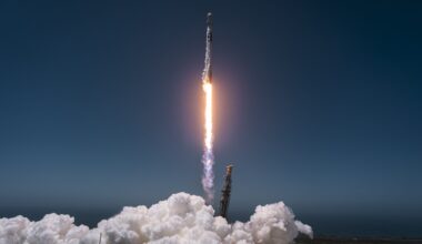 SpaceX wins $1.6 billion in launch orders for military satellite networks