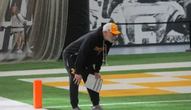 jim knowles tennessee