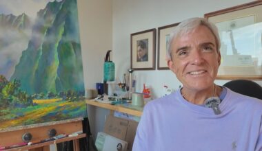 Artist Michael Powell captures Hawaii landscapes with palette knife paintings