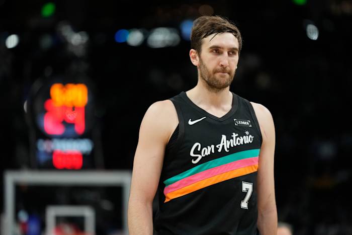 Luke Kornet 'leaks' pitch to LeBron James amid free agency rumors, ESPN reports