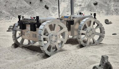 Mars Rover With Sandfish Wheels