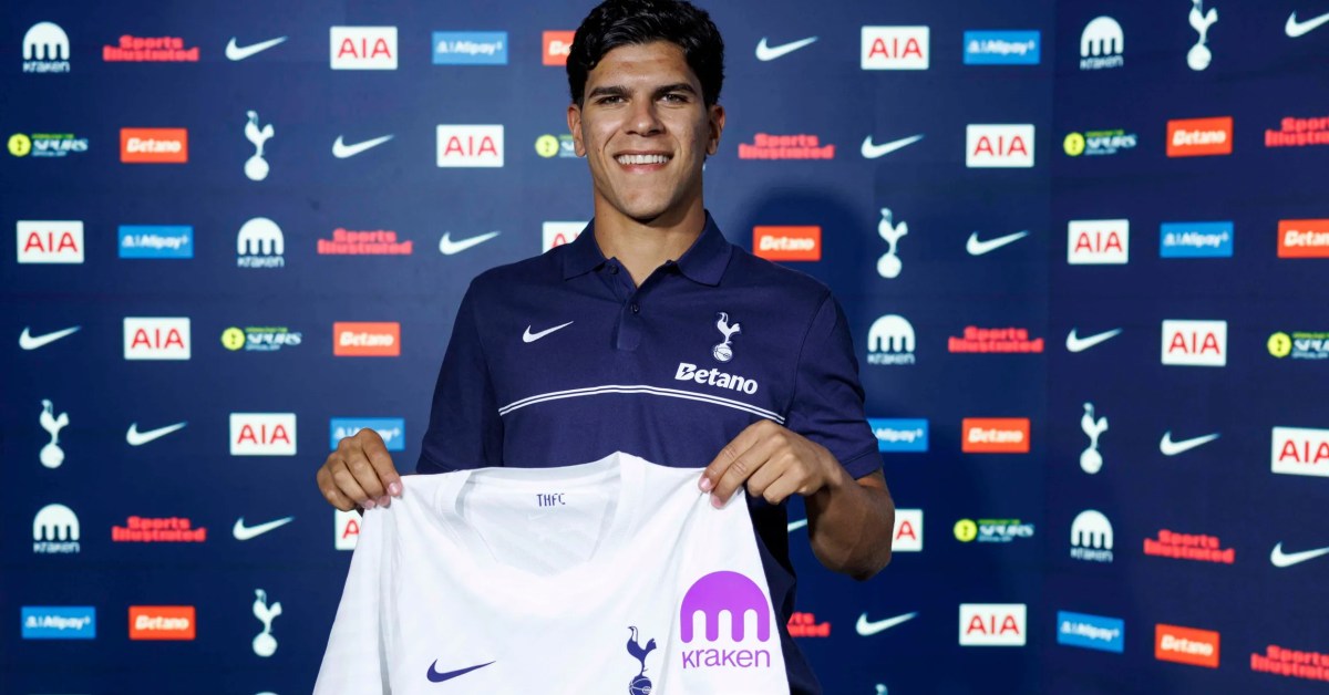 DONE DEAL: Mateus Fernandes signs for Spurs