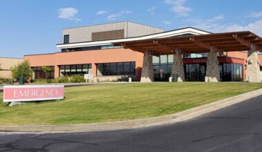 Patient Attacks Rock Springs ER Nurse And Chases Him Through Hospital
