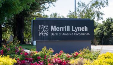 Merrill’s Novice Advisors Now Allowed to Charge Top Rates