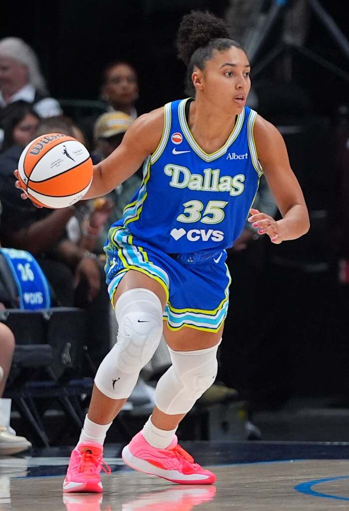 Dallas' Azzi Fudd first rookie to win 3-point shootout at WNBA All-Star weekend
