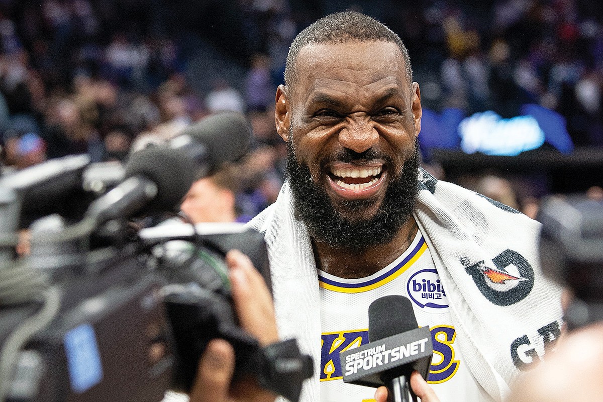 ESPN, James finalizing documentary with 76ers