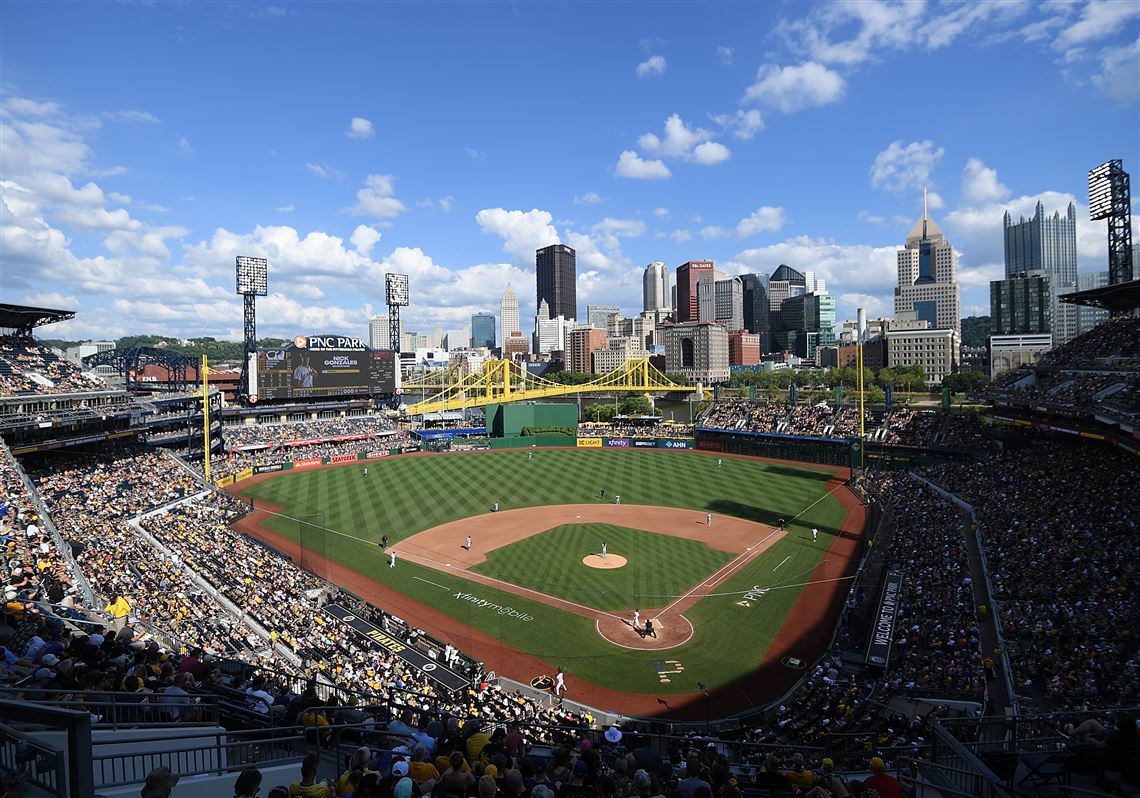 Pirates notebook: Rafael Flores Jr. heads to IL, Shawn Ross added as a catcher