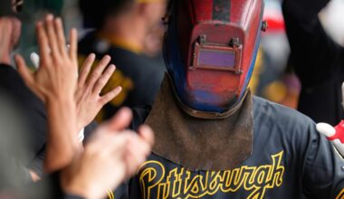 Jacob Gonzalez hits first home run with the Pirates in dominant win over the Guardians