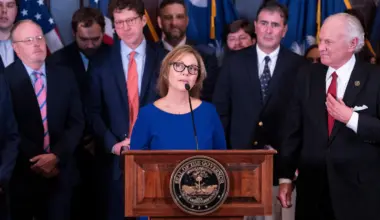 Lindsey Graham’s sister picked to serve the rest of his Senate term